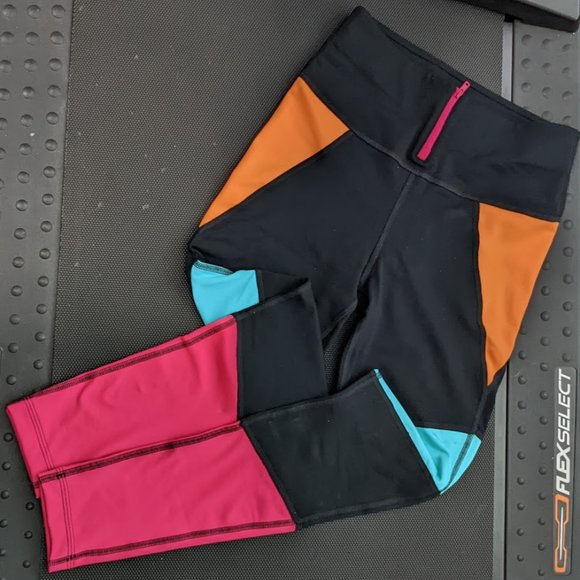 High-waisted, Multi-colored Zumba Leggings - Large - Picture 3 of 3